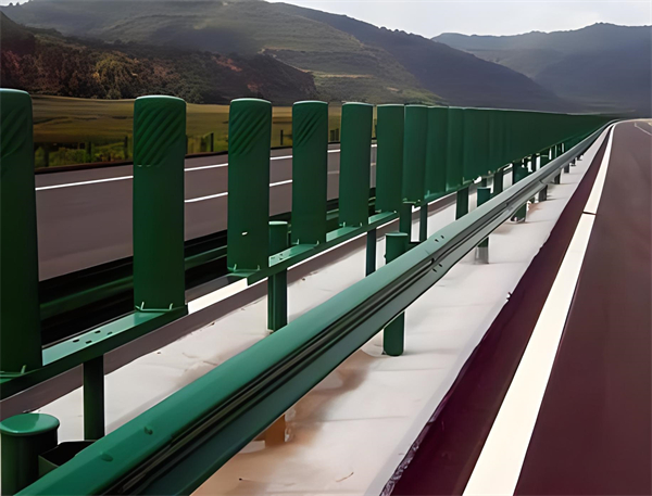 潜江三波护栏板在高速公路的应用